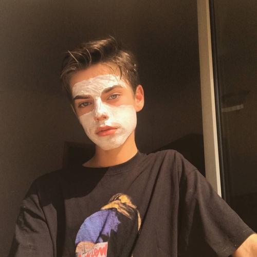 6686体育初级作者几笔成书