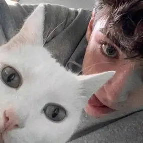 6686体育官方作者Ursula