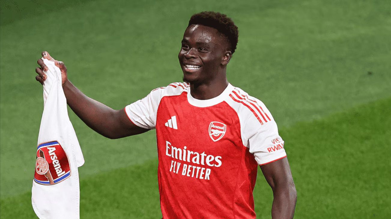 Or miss Crystal Palace? Saka is not seen in Arsenal's pre-match training photos, causing fans to worry