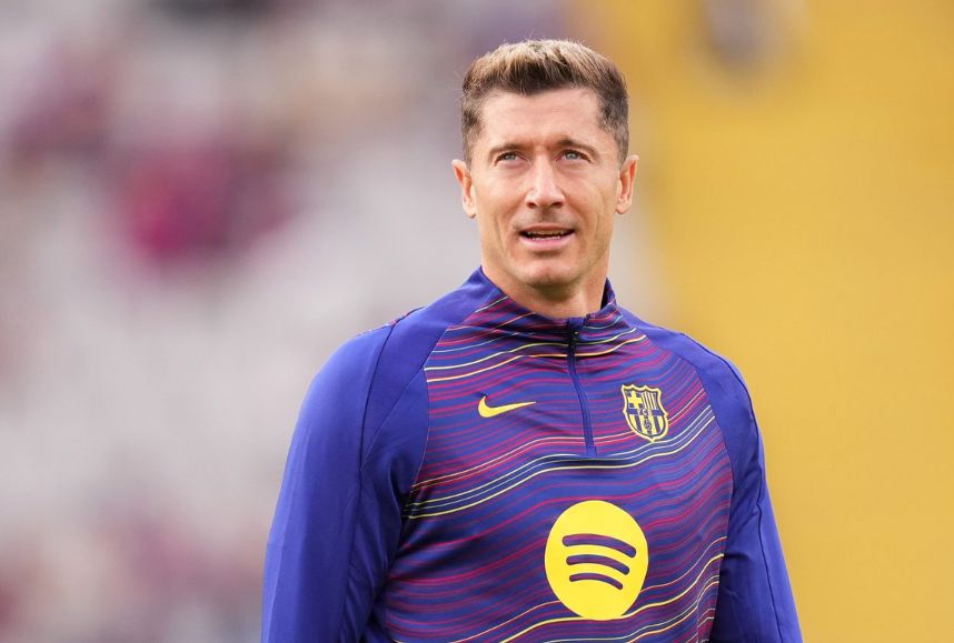 Reporter: Lewandowski is waiting for Barcelona’s decision and will not negotiate with other teams before that