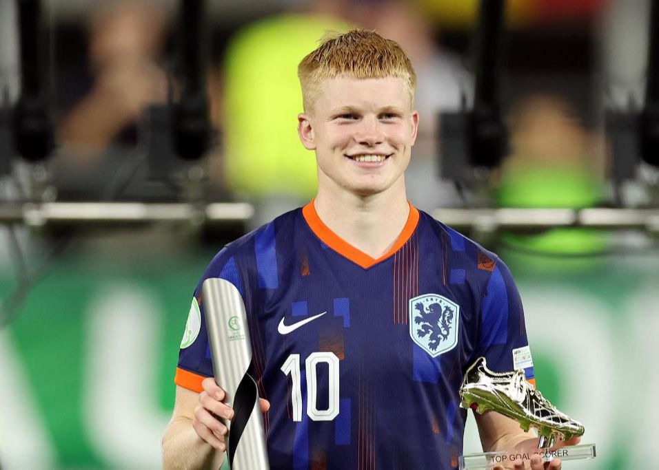 Schmidt responded to Koeman: It might make sense to compare me to Pedri, strive for the death cup