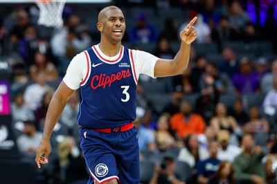 Paul: In the offseason, I really had a choice between retiring and returning to the Clippers. I wanted to spend more time with my family.