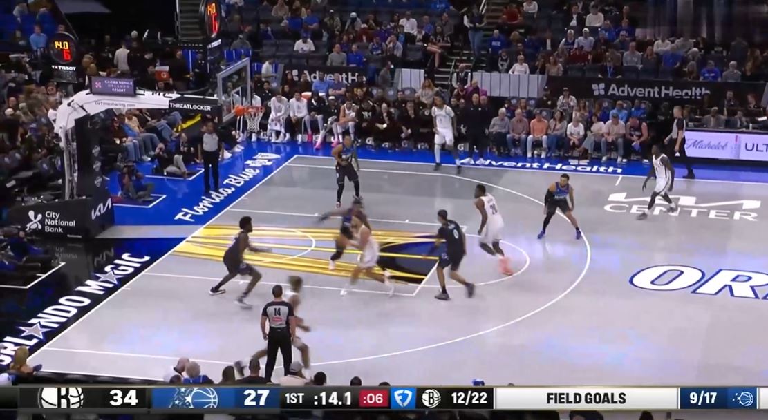 The competitive state is good! Porter scored 11 points and 6 assists on 4-of-8 shooting in the first quarter.