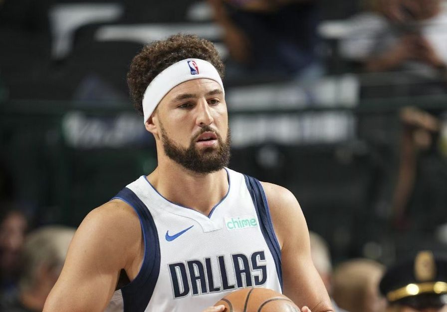 The promised first release guarantee is gone! Klay makes first reserve appearance in Mavericks career