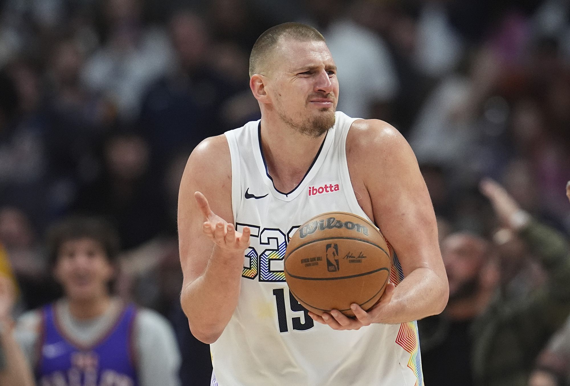 Jokic's 25 points in the first quarter set a first-quarter scoring record for a fifth-position player in NBA history.