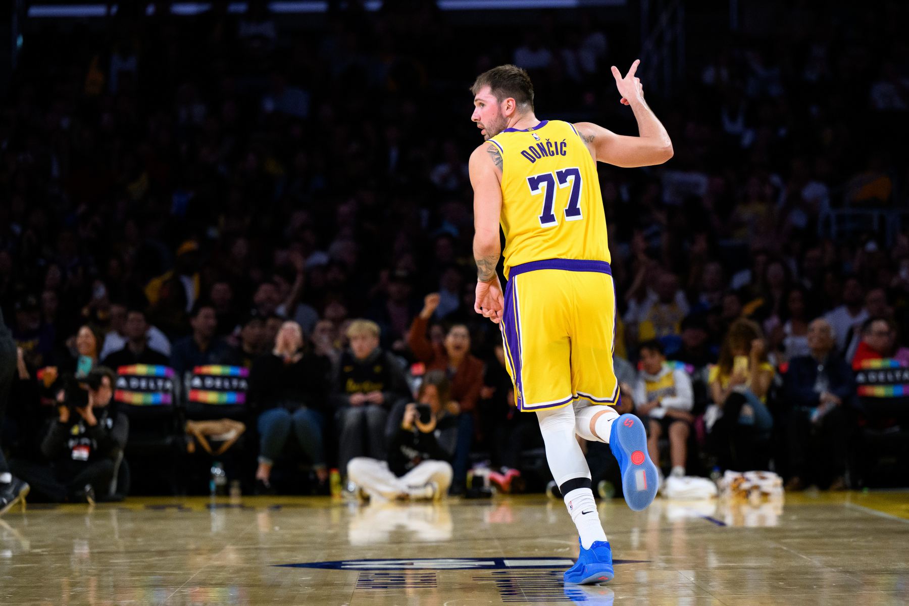 First in history! Doncic scored 344 points + 89 assists + 36 three-pointers in the first ten games.